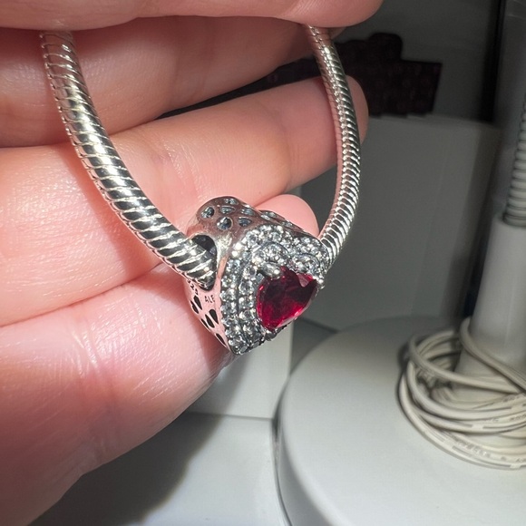 XL Red Heart Charm - Picture 6 of 10